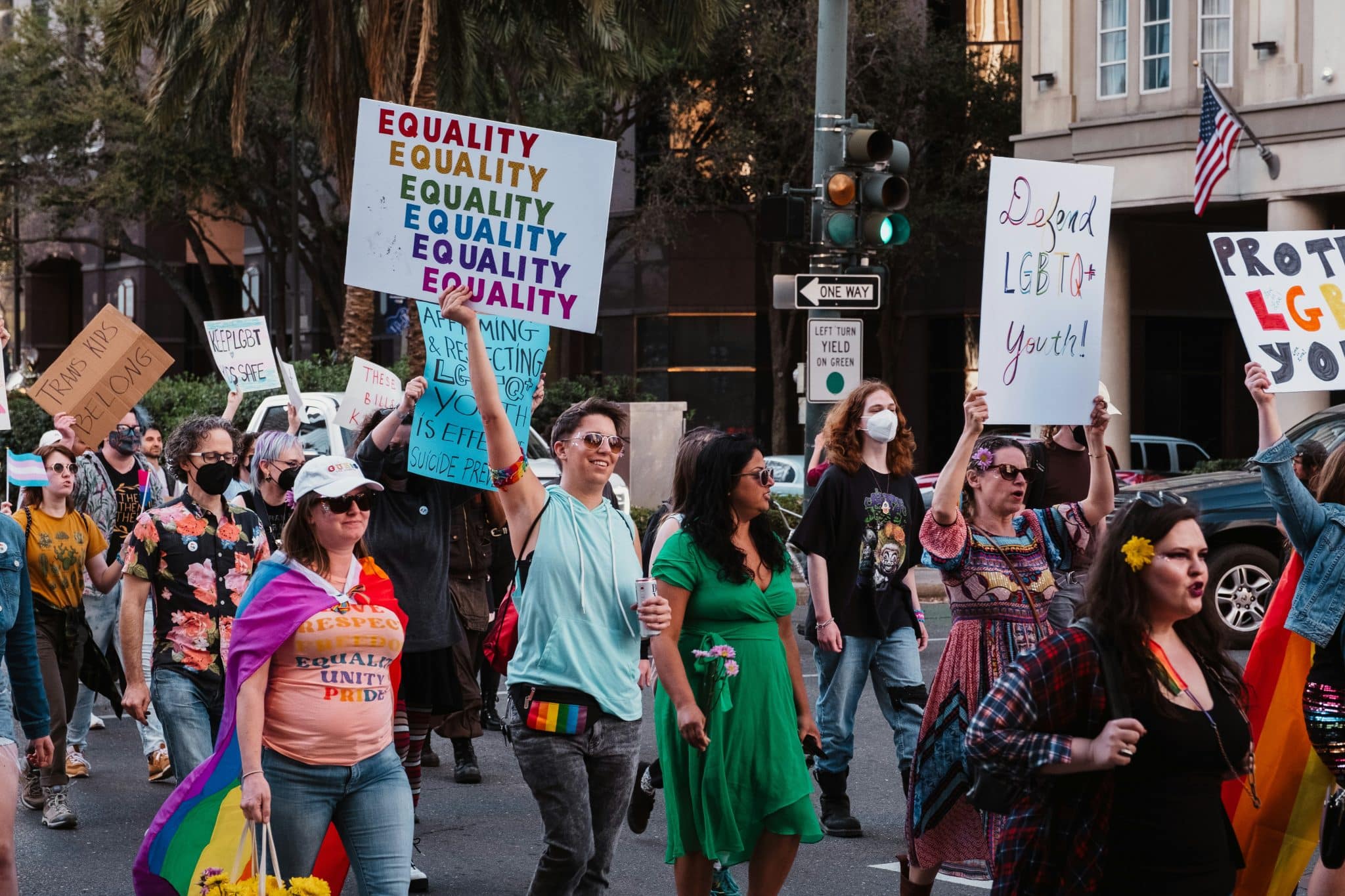 6 Powerful Ways to Show Up as an Ally for the LGBTQ+ Community – Luz Media