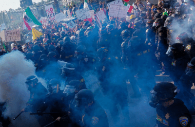 protestors in Los Angeles facing police force