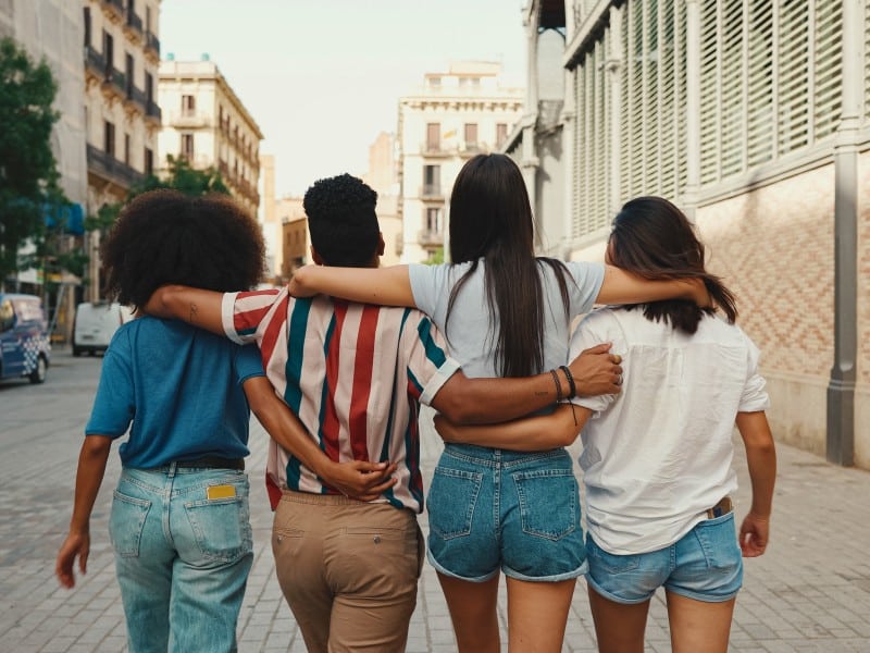 group of afro latinas and latinas walking together